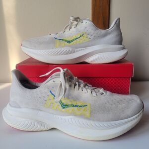 Hoka Mens Mach 6 White Running Shoes Size 9